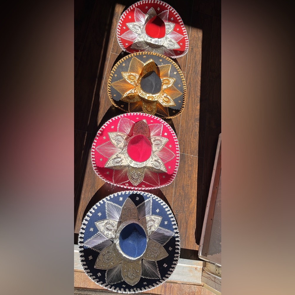 Pigalle Mariachi Sombreros
